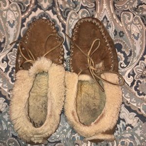 LL Bean Wicked Good Slippers